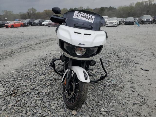 Изображение 2 2021 INDIAN MOTORCYCLE CO. CHALLENGER DARK HORSE 2021 с VIN 56KLCDRR9M3398630