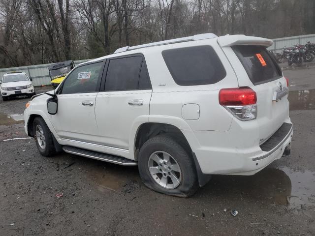 Изображение 2 2013 TOYOTA 4RUNNER SR5 2013 с VIN JTEZU5JR2D5060422
