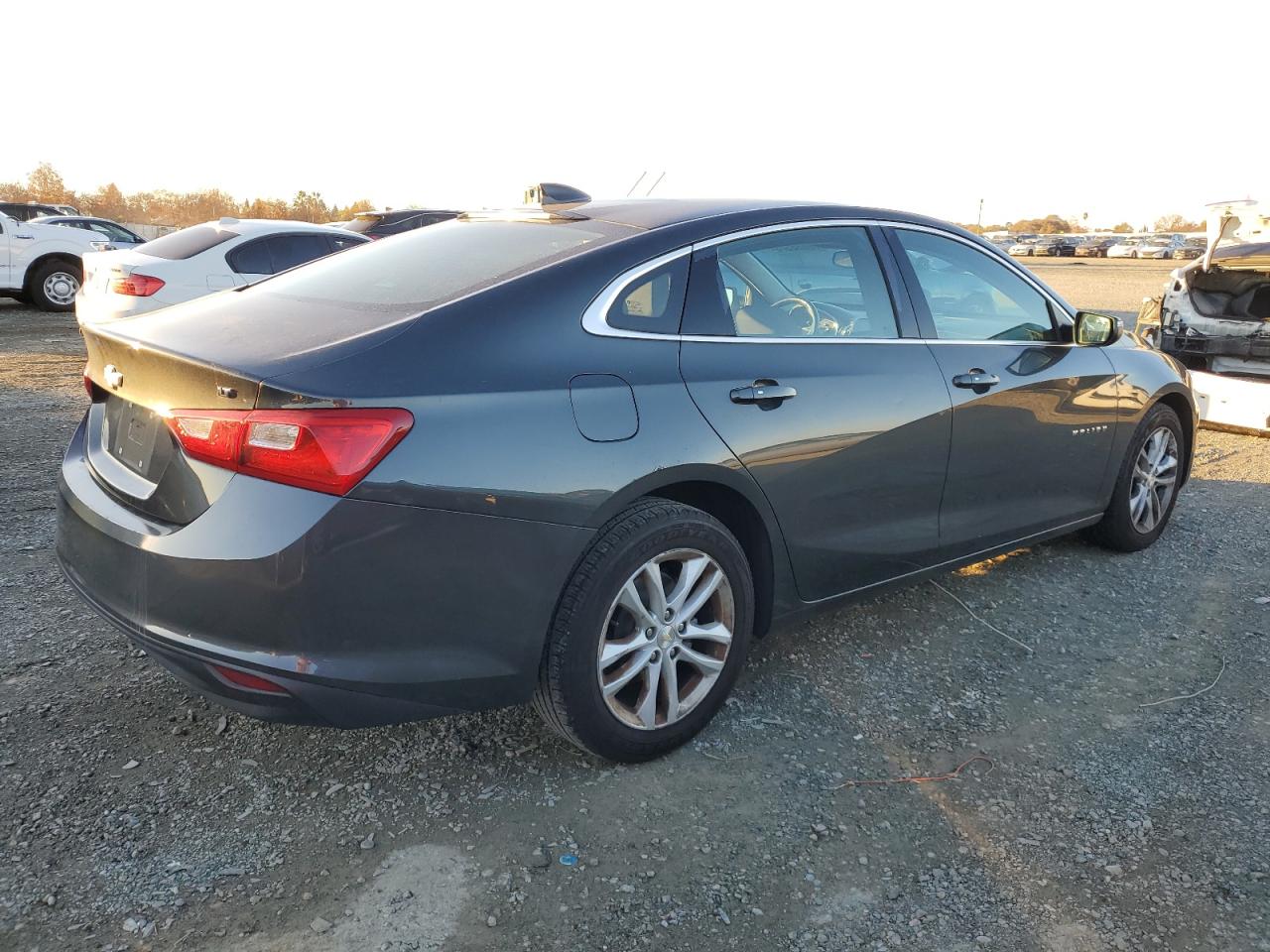 Image 3 of 2018 CHEVROLET MALIBU LT 2018 with VIN 1G1ZD5ST4JF130841