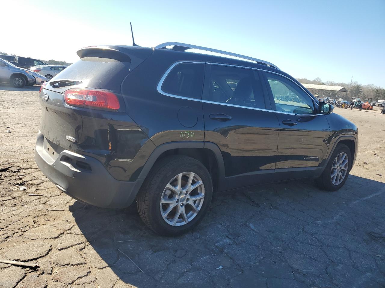 Изображение 3 2017 JEEP CHEROKEE LATITUDE 2017 с VIN 1C4PJLCB2HW641511