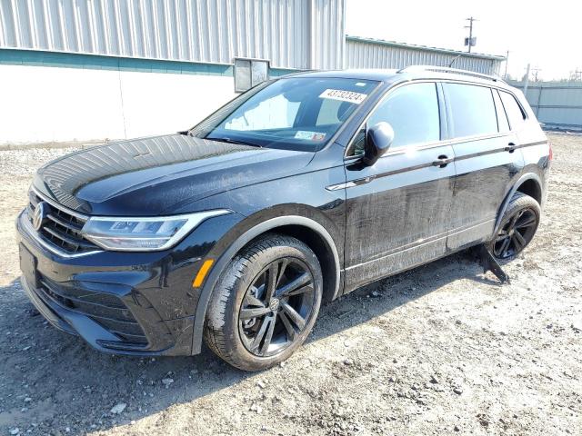 Изображение 1 2023 VOLKSWAGEN TIGUAN SE R-LINE BLACK 2023 с VIN 3VV8B7AX5PM140040