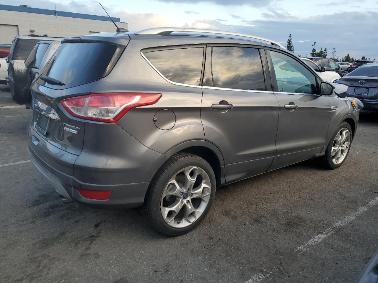 Image 3 of 2014 FORD ESCAPE TITANIUM 2014 with VIN 1FMCU0J96EUA30100
