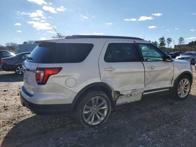 Image 3 of 2018 FORD EXPLORER XLT 2018 with VIN 1FM5K7D83JGA30624