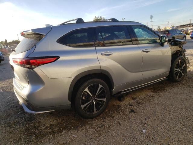 Image 3 of 2021 TOYOTA HIGHLANDER XSE 2021 with VIN 5TDJZRAH8MS069251