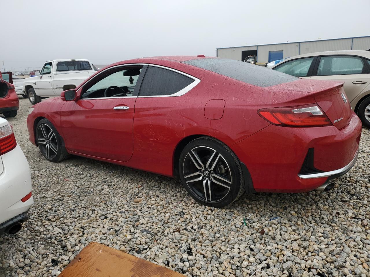 Изображение 2 2017 HONDA ACCORD TOURING 2017 с VIN 1HGCT2B03HA004998