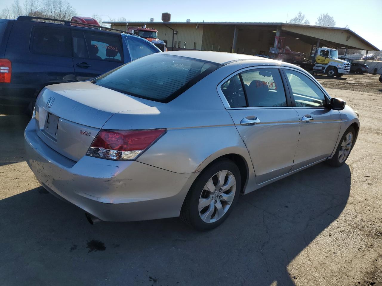 Image 3 of 2008 HONDA ACCORD EX 2008 with VIN 1HGCP36758A030763