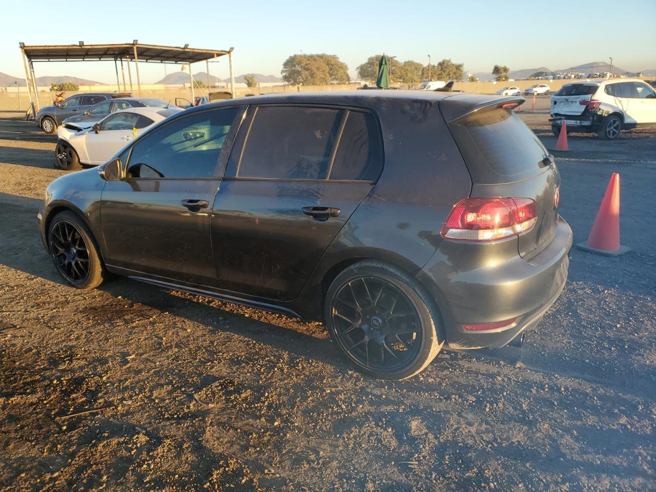 Изображение 2 2012 VOLKSWAGEN GTI  2012 с VIN WVWHD7AJ5CW322402