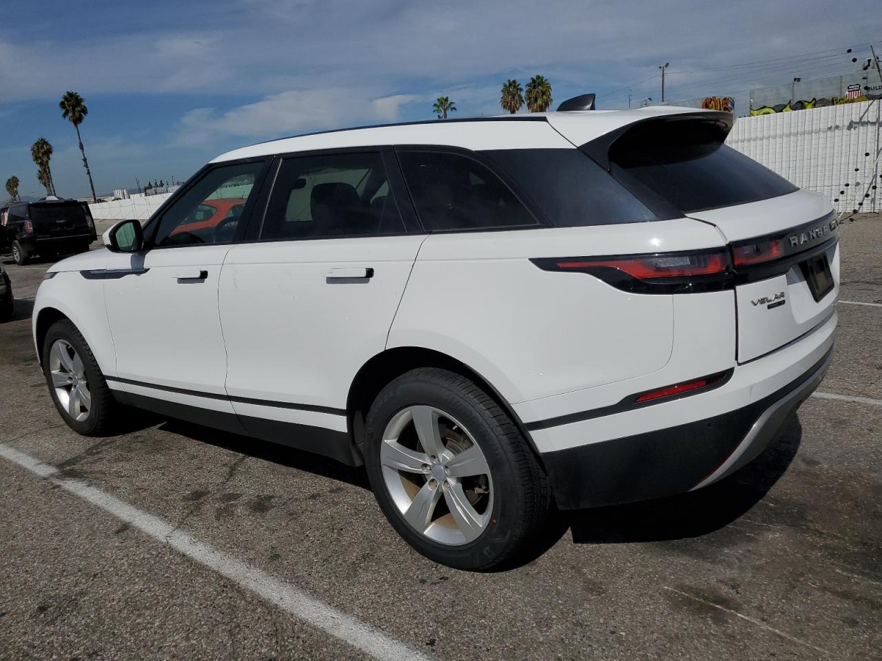 Image 2 of 2020 LAND ROVER RANGE ROVER VELAR S 2020 with VIN SALYB2FV3LA257947
