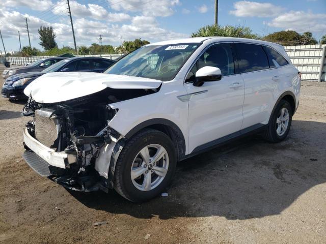 Obraz 1 z 2021 KIA SORENTO LX 2021 z VIN 5XYRG4LC6MG049400