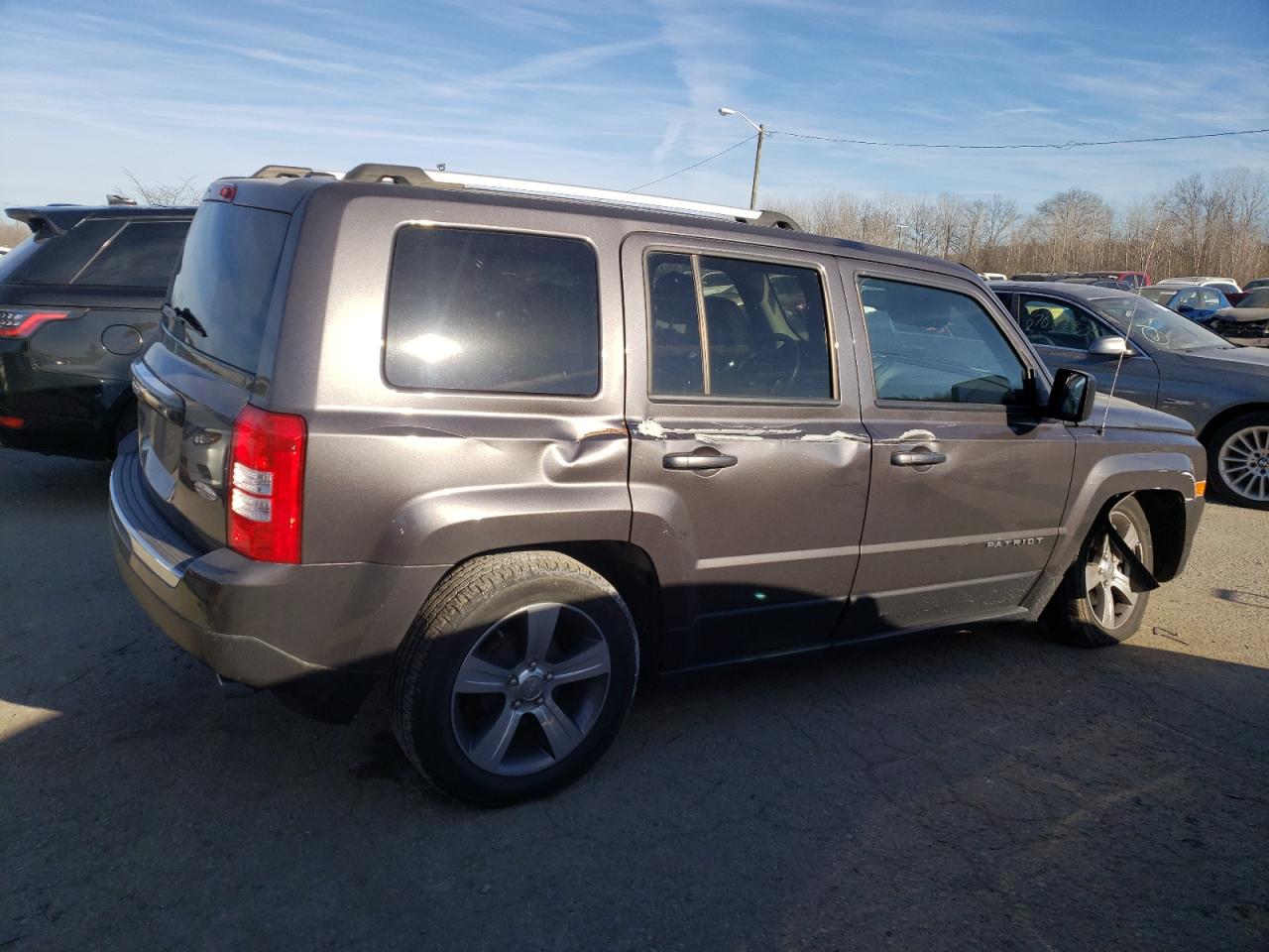 Изображение 3 2017 JEEP PATRIOT LATITUDE 2017 с VIN 1C4NJPFA7HD203113