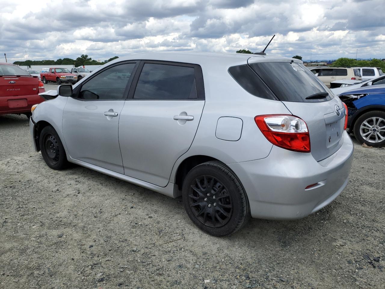 Изображение 2 2011 TOYOTA COROLLA MATRIX  2011 с VIN 2T1KU4EE3BC556210