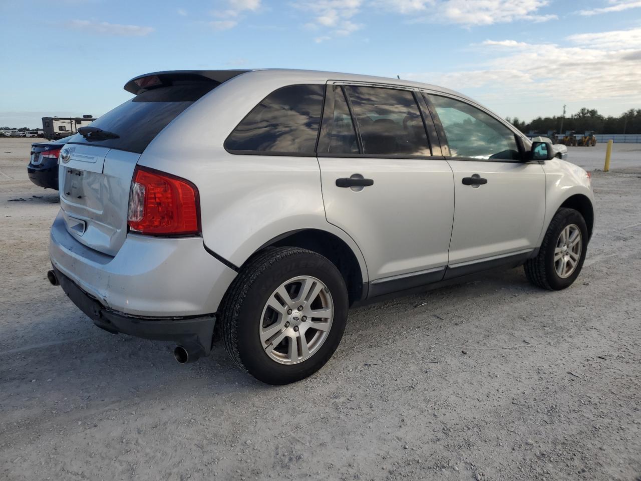Image 3 of 2011 FORD EDGE SE 2011 with VIN 2FMDK3GC9BBB50327