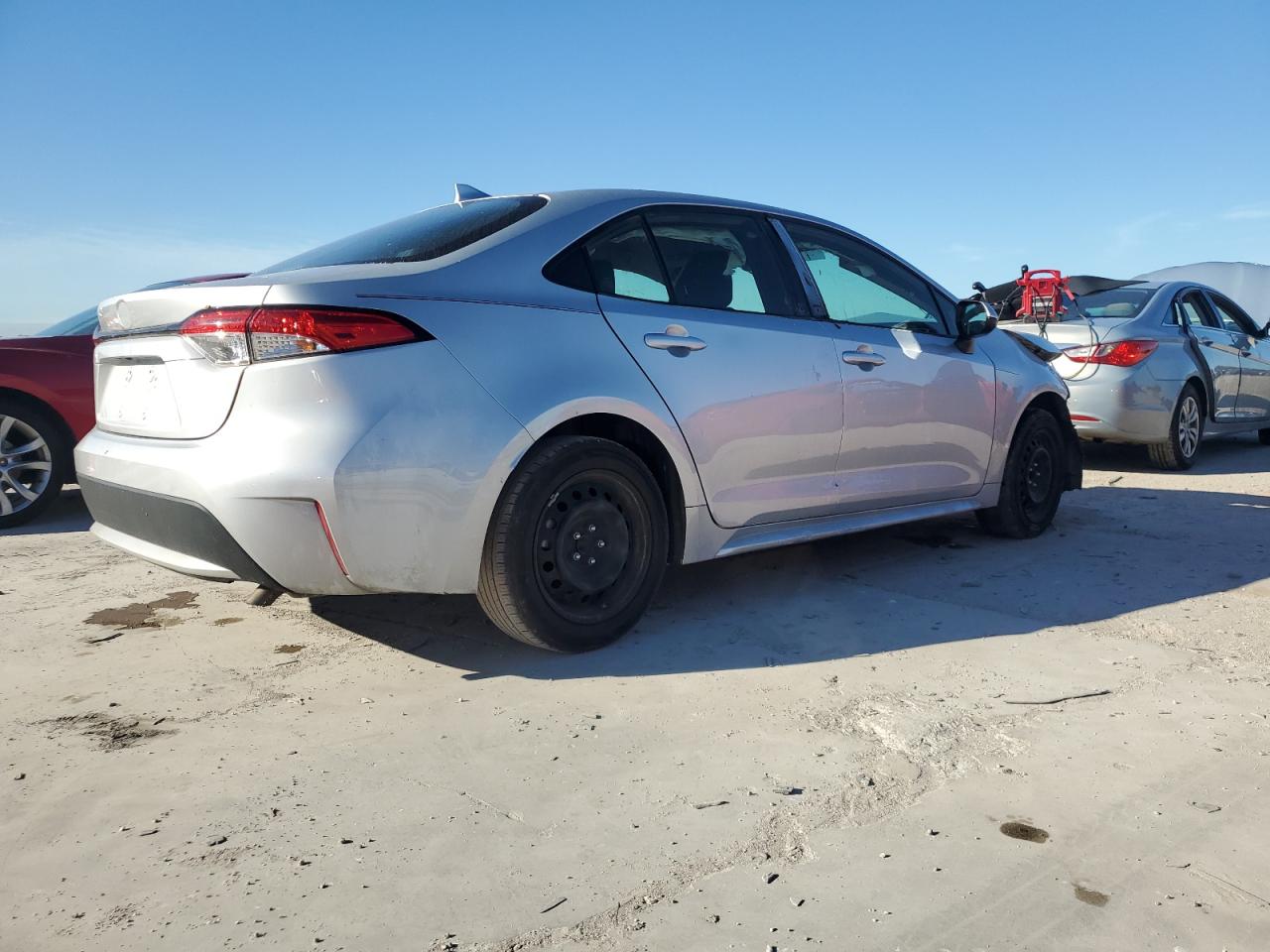 Image 3 of 2021 TOYOTA COROLLA LE 2021 with VIN 5YFEPMAE9MP223510