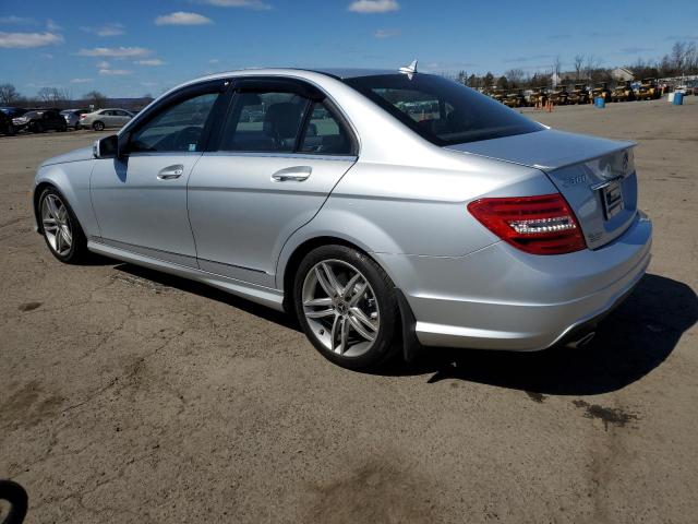 Obraz 2 z 2012 MERCEDES-BENZ C 300 4MATIC 2012 z VIN WDDGF8BB3CR227280