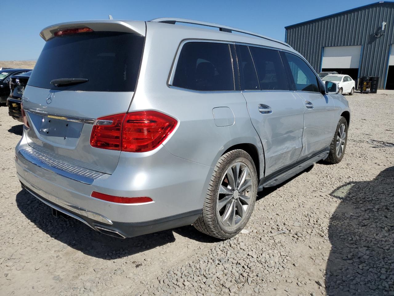 Image 3 of 2014 MERCEDES-BENZ GL 450 4MATIC 2014 with VIN 4JGDF7CE2EA270330