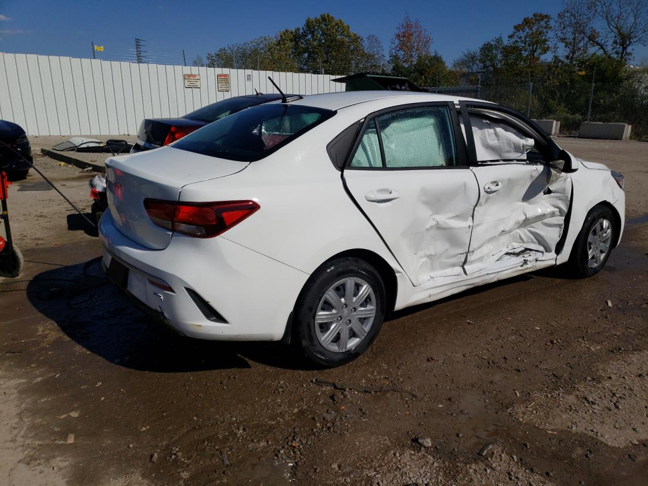 Изображение 3 2022 KIA RIO LX 2022 с VIN 3KPA24AD6NE456879