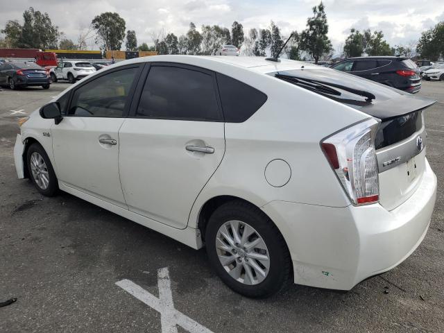 Image 2 of 2013 TOYOTA PRIUS PLUG-IN  2013 with VIN JTDKN3DP1D3045455