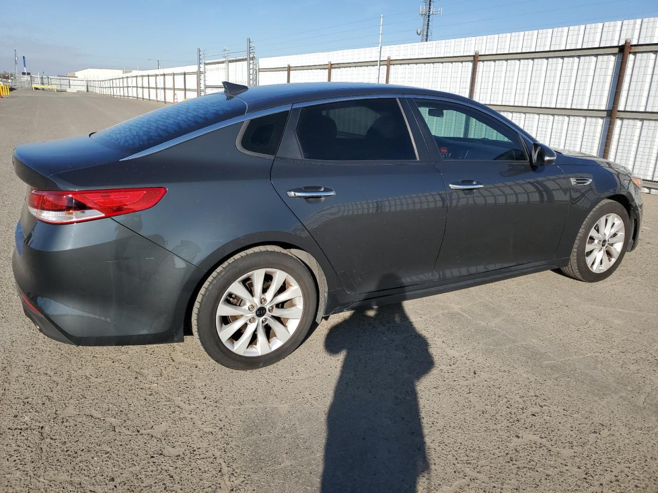 Изображение 3 2016 KIA OPTIMA LX 2016 с VIN 5XXGT4L38GG045683