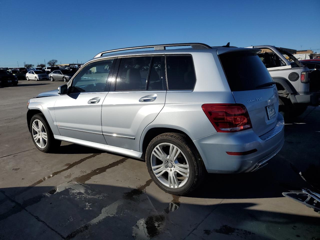 Image 2 of 2015 MERCEDES-BENZ GLK 350 2015 with VIN WDCGG5HB7FG357456