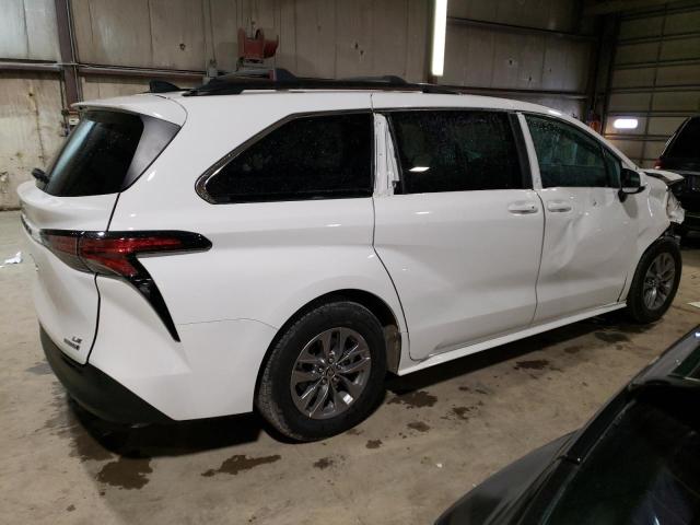 Image 3 of 2022 TOYOTA SIENNA LE 2022 with VIN 5TDKRKECXNS095765