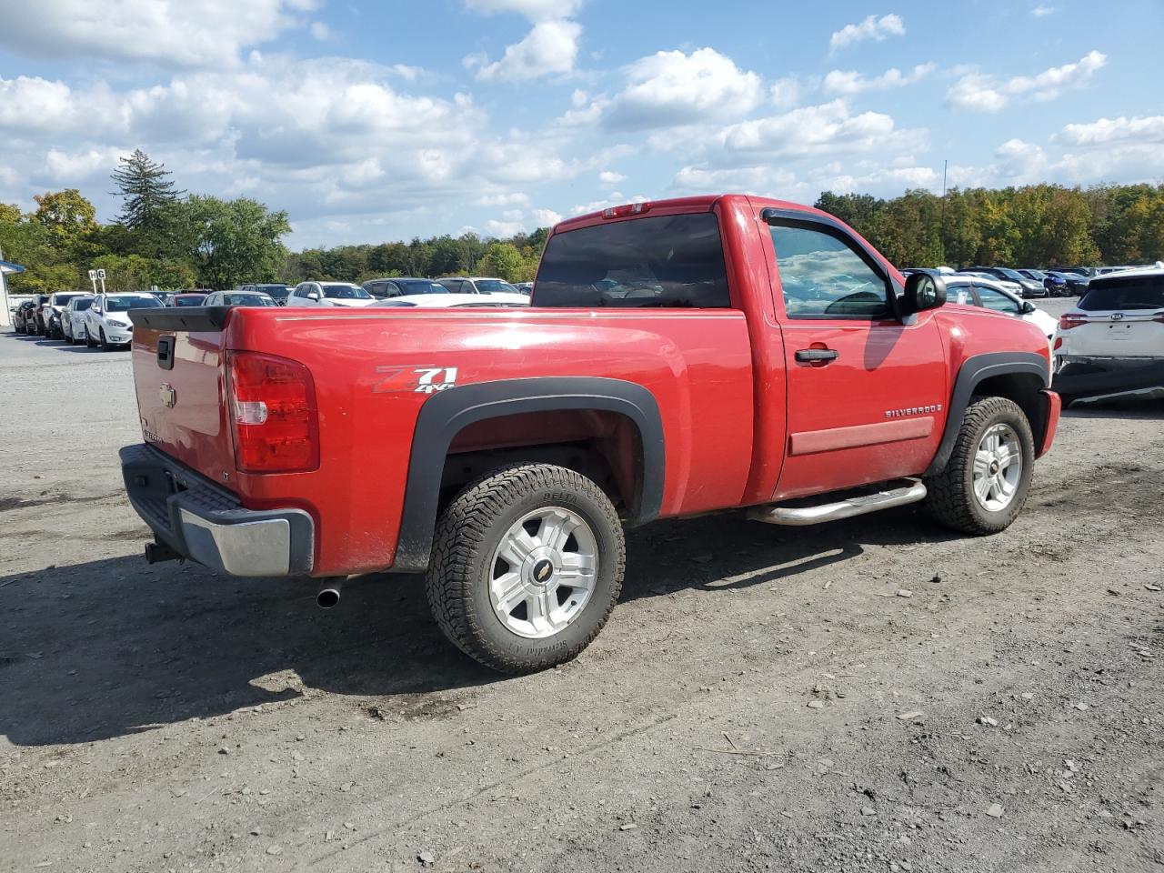 Image 3 of 2007 CHEVROLET SILVERADO K1500 2007 with VIN 1GCEK14037Z621786