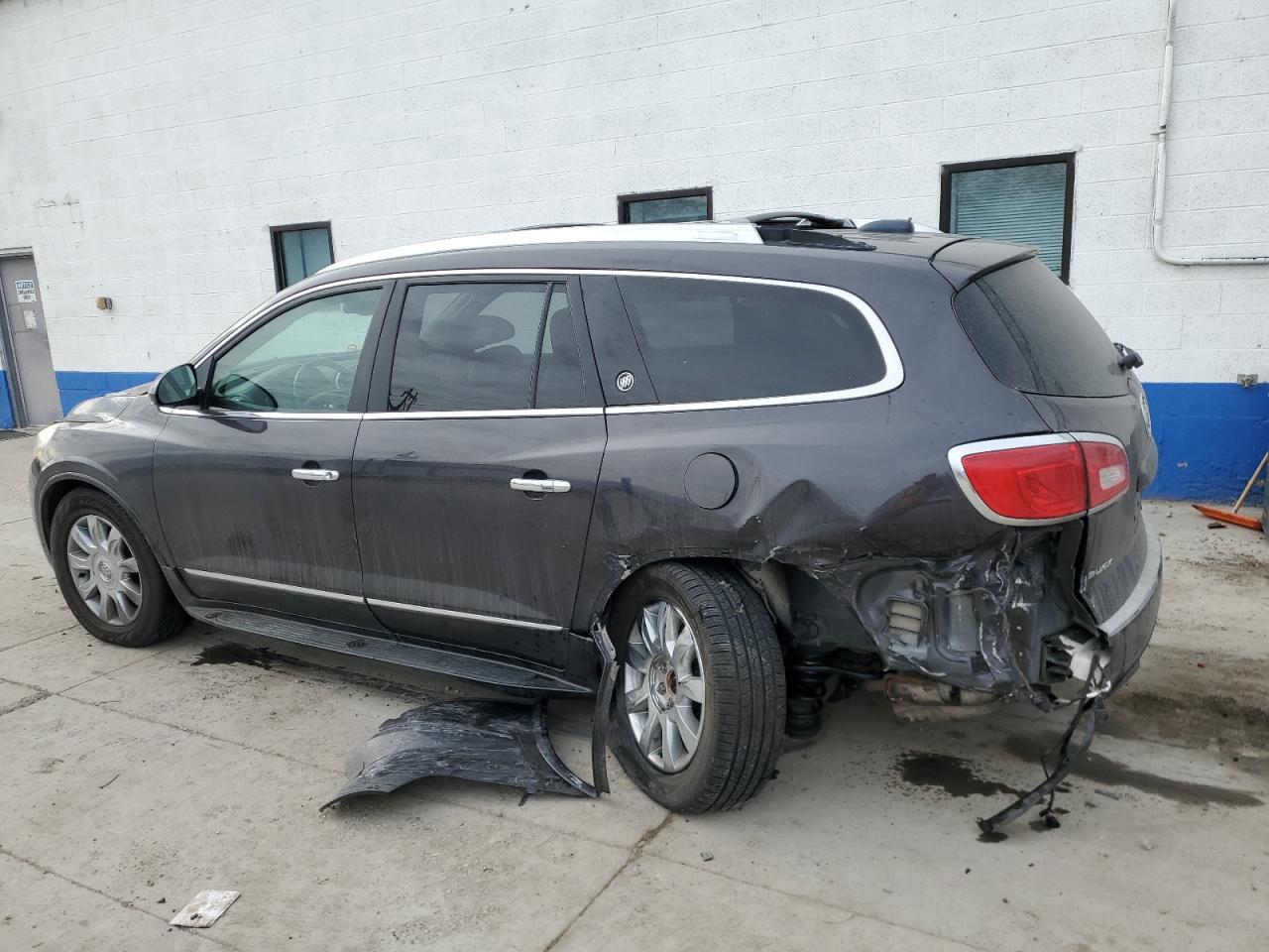 Obraz 2 z 2016 BUICK ENCLAVE  2016 z VIN 5GAKVBKD1GJ301243