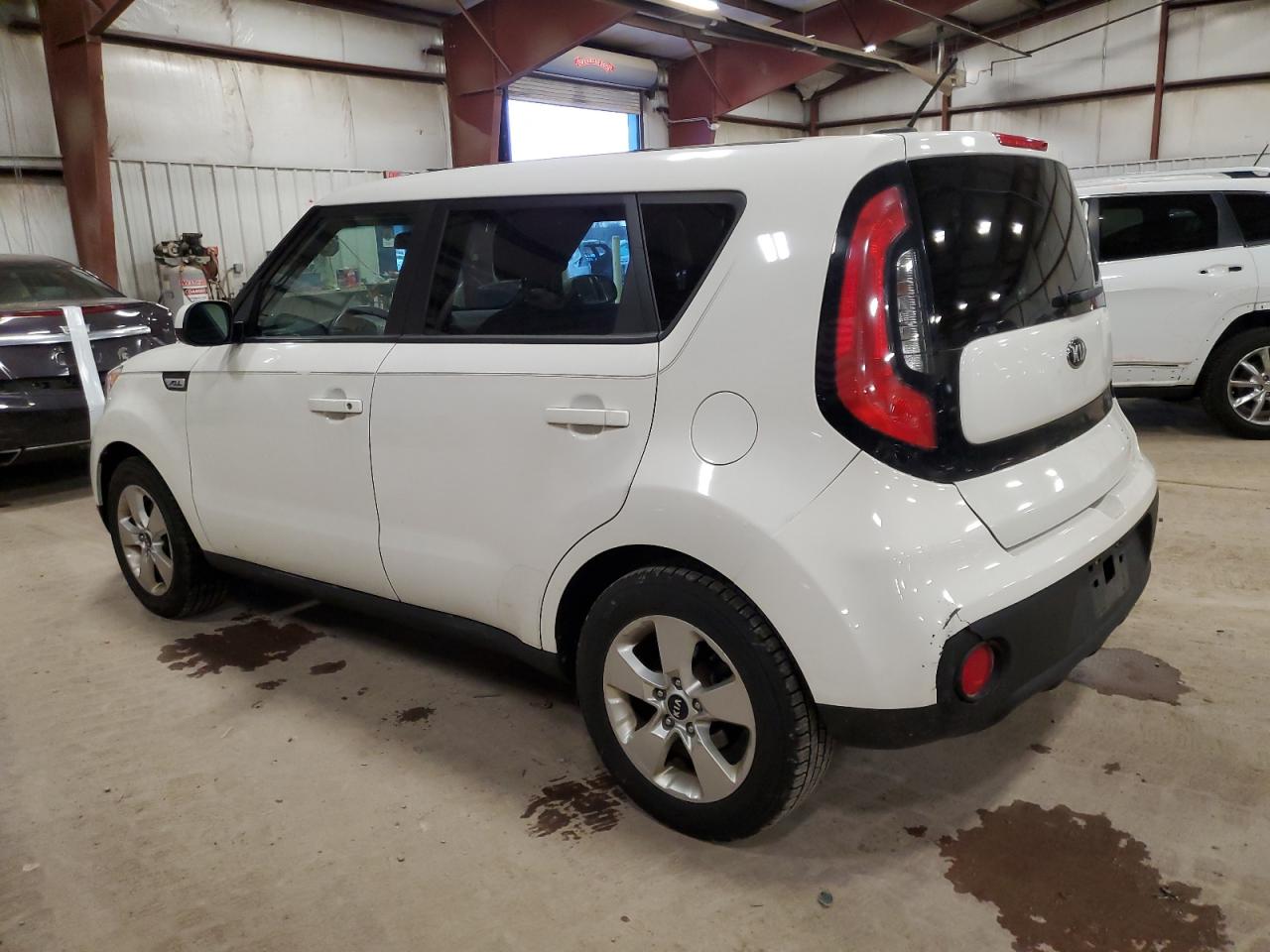 Obraz 2 z 2017 KIA SOUL  2017 z VIN KNDJN2A20H7459758