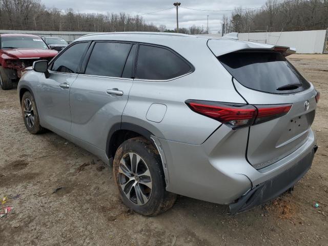 Image 2 of 2022 TOYOTA HIGHLANDER XLE 2022 with VIN 5TDGZRAH7NS092578