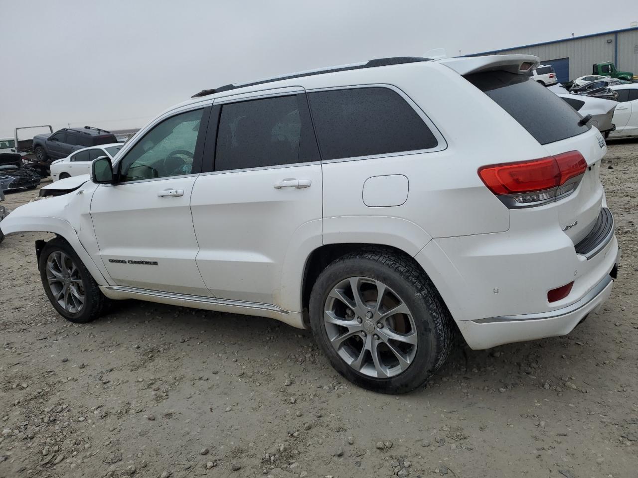 Image 2 of 2019 JEEP GRAND CHEROKEE SUMMIT 2019 with VIN 1C4RJFJT1KC556898