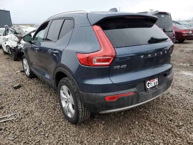Изображение 2 2022 VOLVO XC40 T5 MOMENTUM 2022 с VIN YV4162UK6N2697015