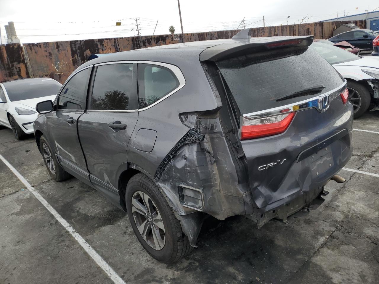 Obraz 2 z 2018 HONDA CR-V LX 2018 z VIN 2HKRW5H34JH411861
