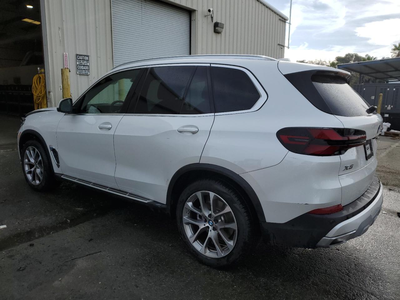Изображение 2 2024 BMW X5 SDRIVE 40I 2024 с VIN 5UX13EU00R9S84949