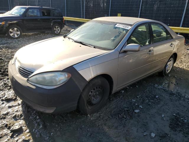 Obraz 1 z 2005 TOYOTA CAMRY LE 2005 z VIN 4T1BE32K15U086280