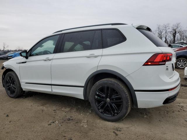 Image 2 of 2022 VOLKSWAGEN TIGUAN SE R-LINE BLACK 2022 with VIN 3VVCB7AX6NM007407