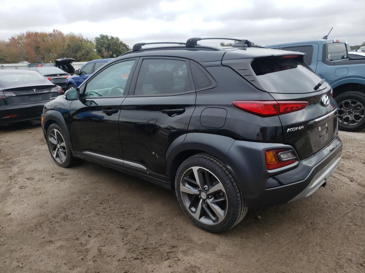 Image 2 of 2021 HYUNDAI KONA LIMITED 2021 with VIN KM8K33A58MU598912