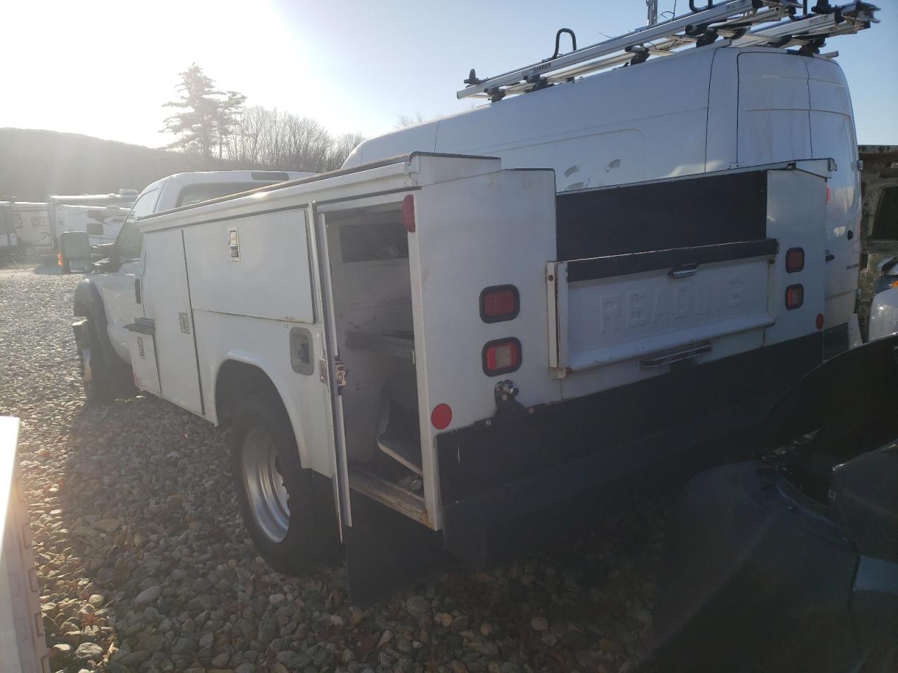 Image 2 of 2015 FORD F450 SUPER DUTY 2015 with VIN 1FDUF4HY3FEB95441