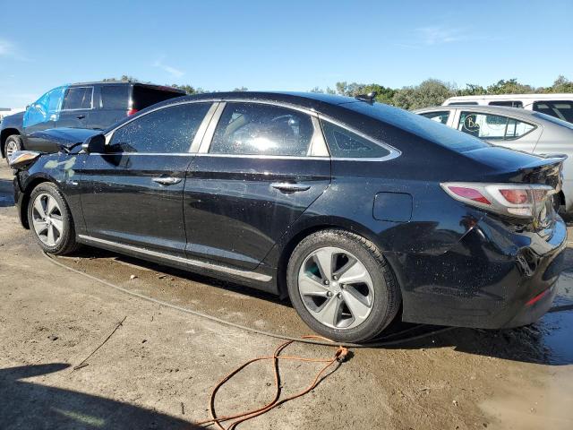 Image 2 of 2016 HYUNDAI SONATA HYBRID 2016 with VIN KMHE34L19GA018070