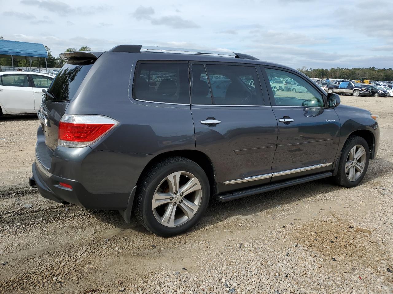 Изображение 3 2013 TOYOTA HIGHLANDER LIMITED 2013 с VIN 5TDDK3EH1DS184931