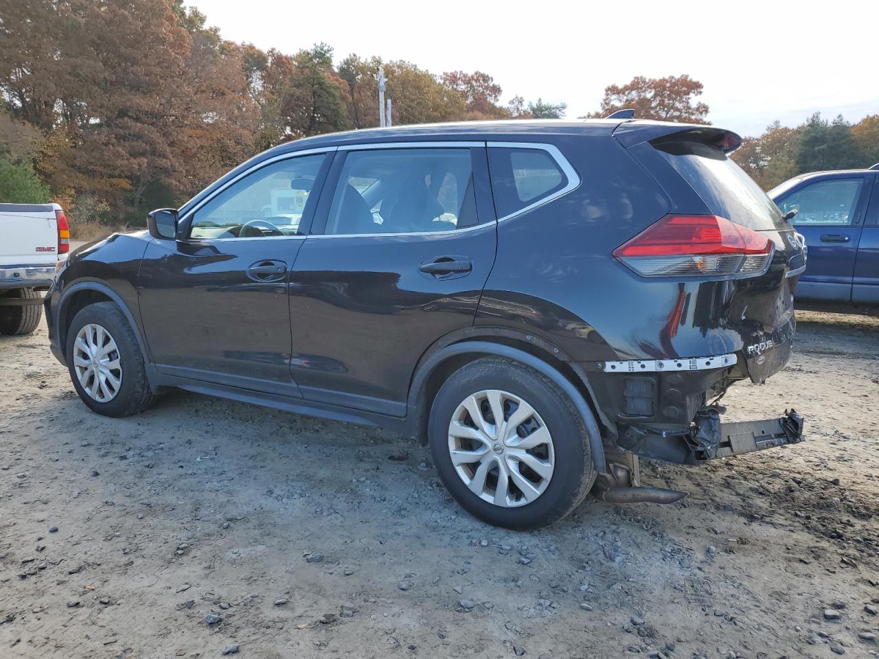 Obraz 2 z 2017 NISSAN ROGUE S 2017 z VIN KNMAT2MV8HP522780