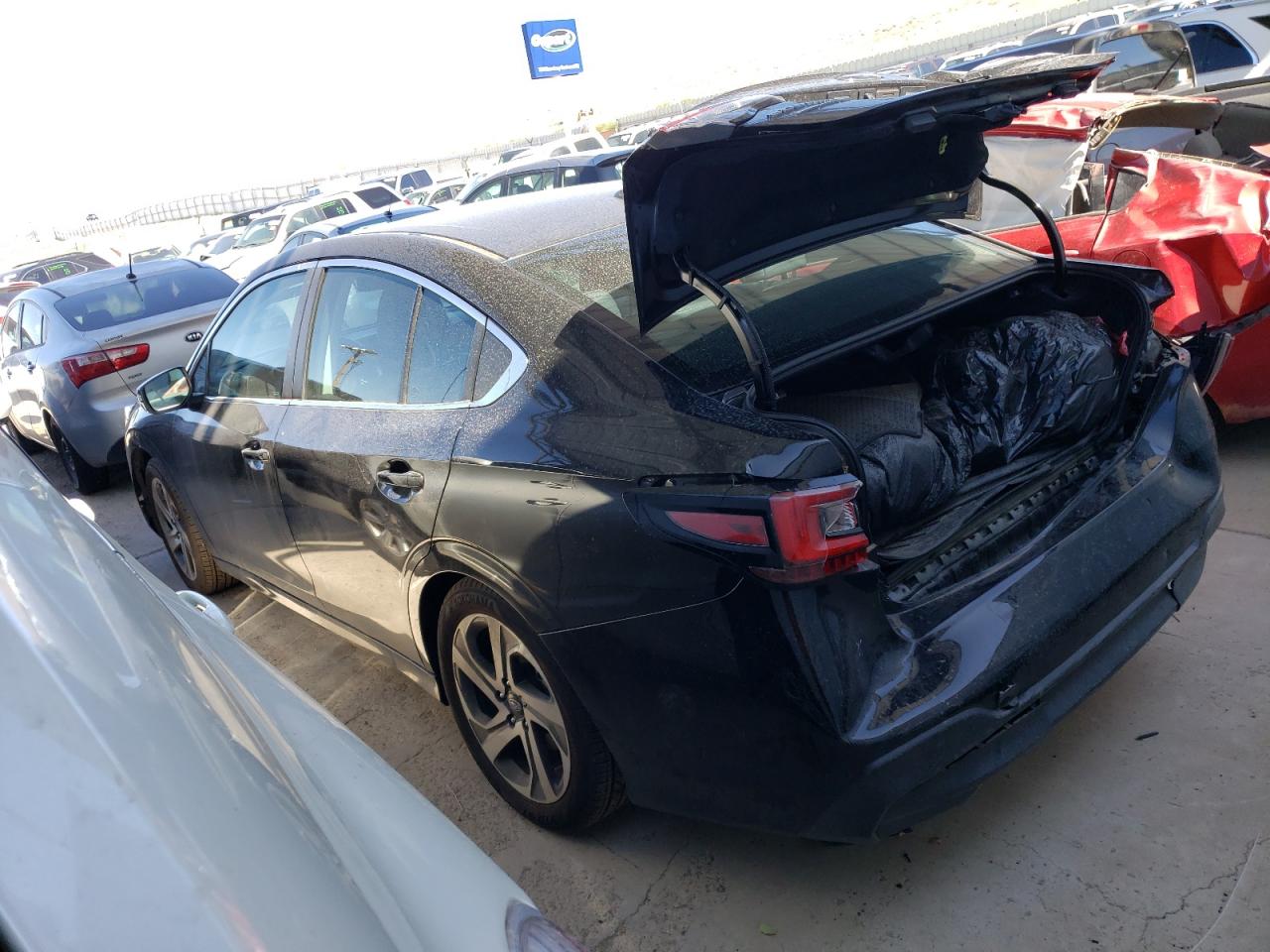 Obraz 2 z 2022 SUBARU LEGACY LIMITED 2022 z VIN 4S3BWAN68N3028046