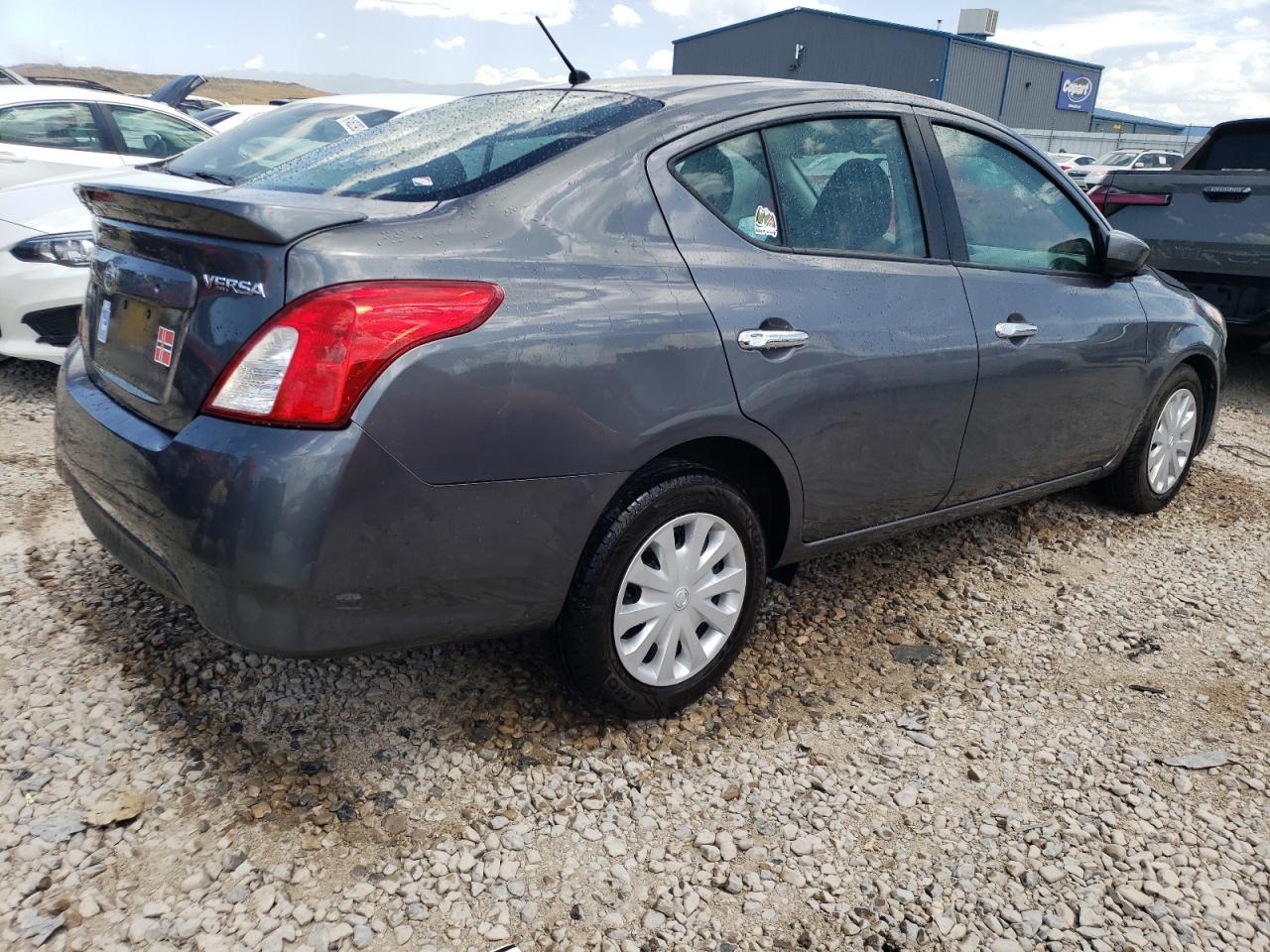 Изображение 3 2019 NISSAN VERSA S 2019 с VIN 3N1CN7AP9KL873273