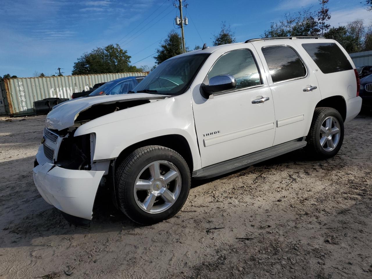 Image 1 of 2013 CHEVROLET TAHOE C1500 LT 2013 with VIN 1GNSCBE01DR266172