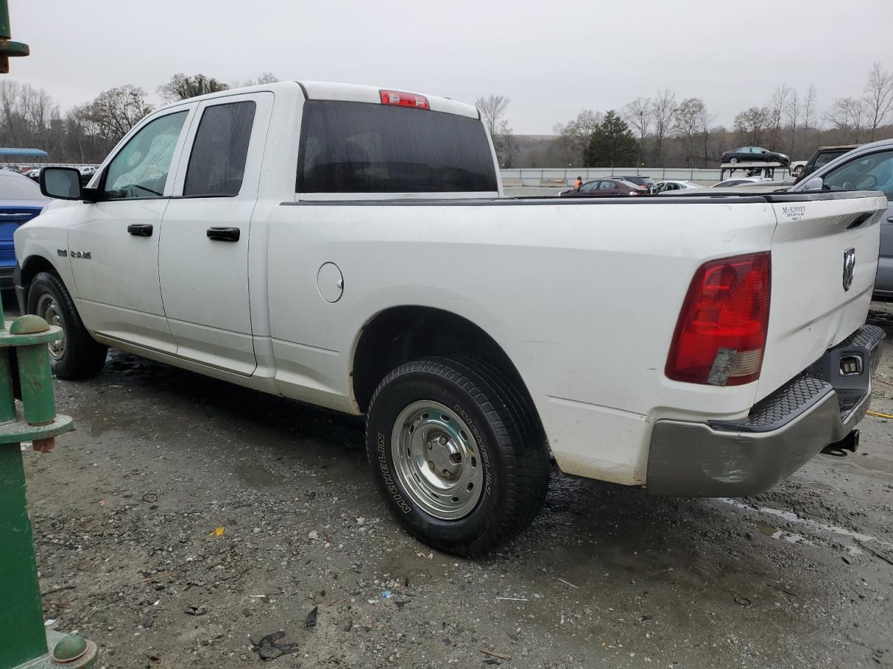 Obraz 2 z 2010 DODGE RAM 1500  2010 z VIN 1D7RB1GT3AS245300