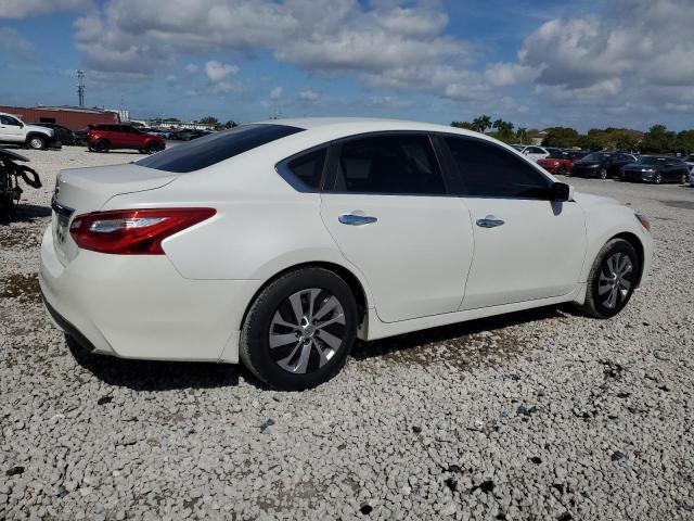 Obraz 3 z 2017 NISSAN ALTIMA 2.5 2017 z VIN 1N4AL3AP4HN323383