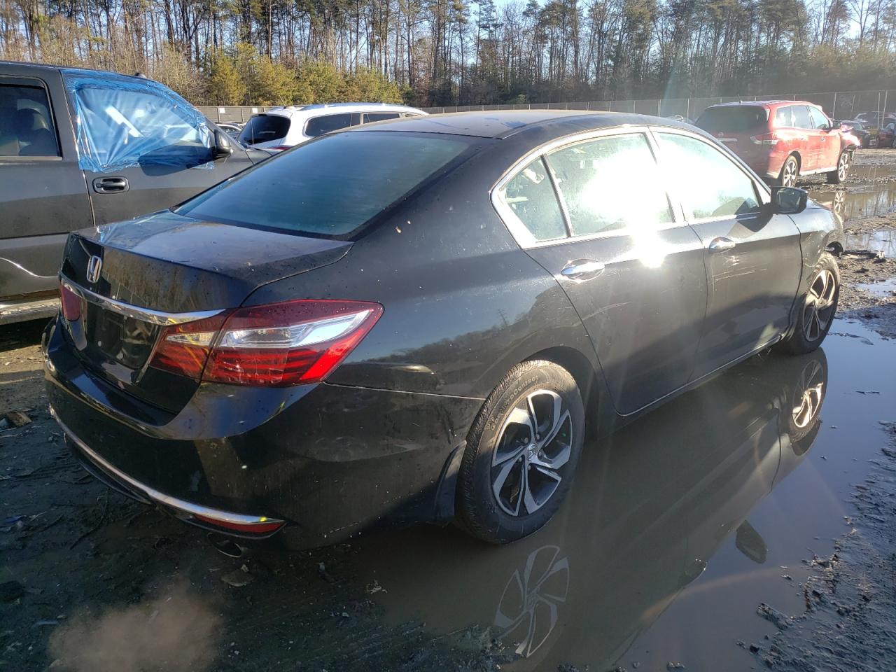 Obraz 3 z 2017 HONDA ACCORD LX 2017 z VIN 1HGCR2F35HA063098