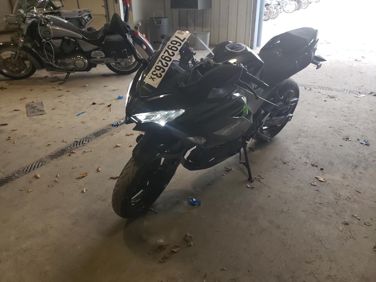 Obraz 2 z 2023 KAWASAKI EX400  2023 z VIN JKAEXKG19PDAS4289