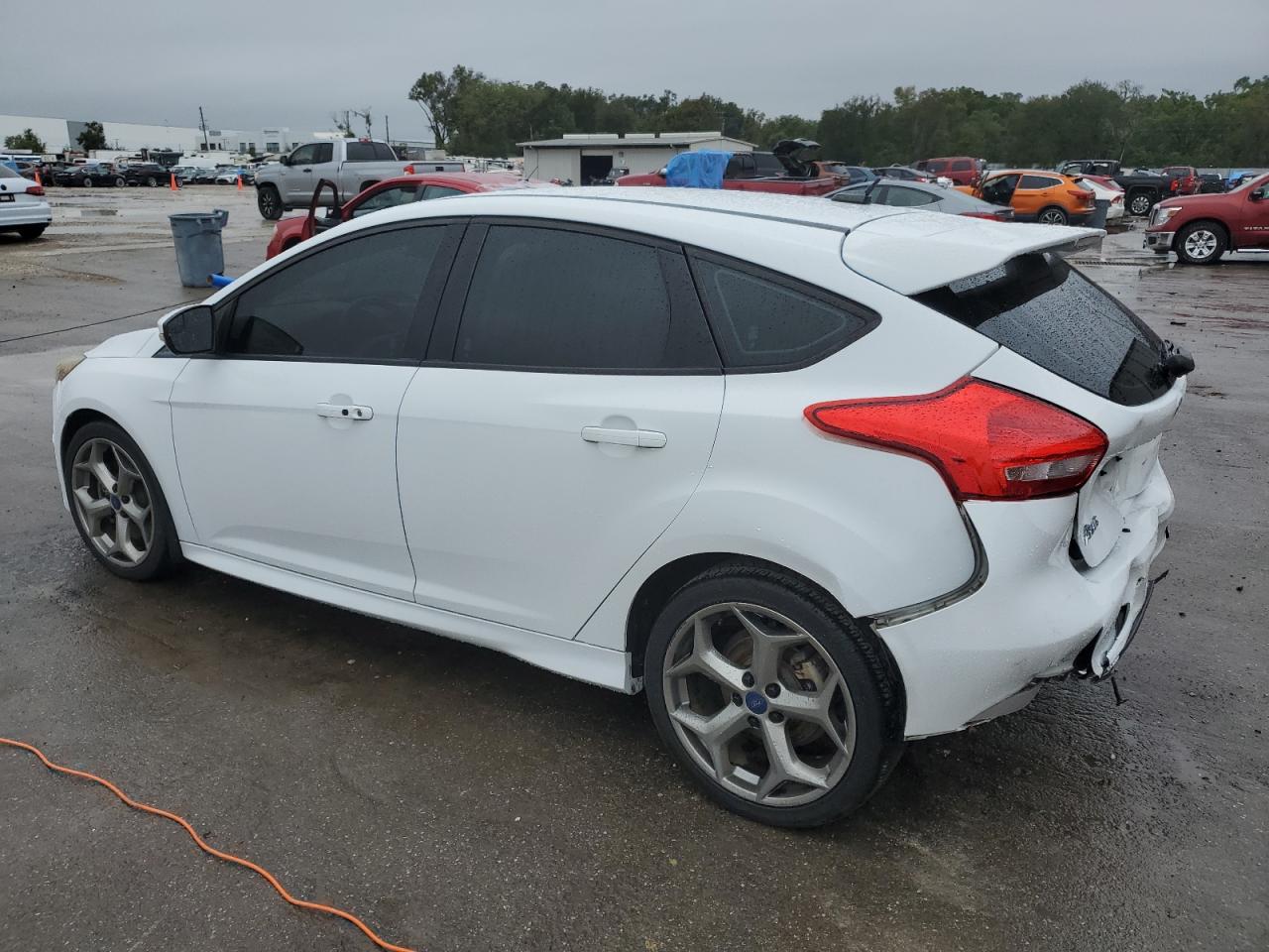 Изображение 2 2015 FORD FOCUS ST 2015 с VIN 1FADP3L91FL258601