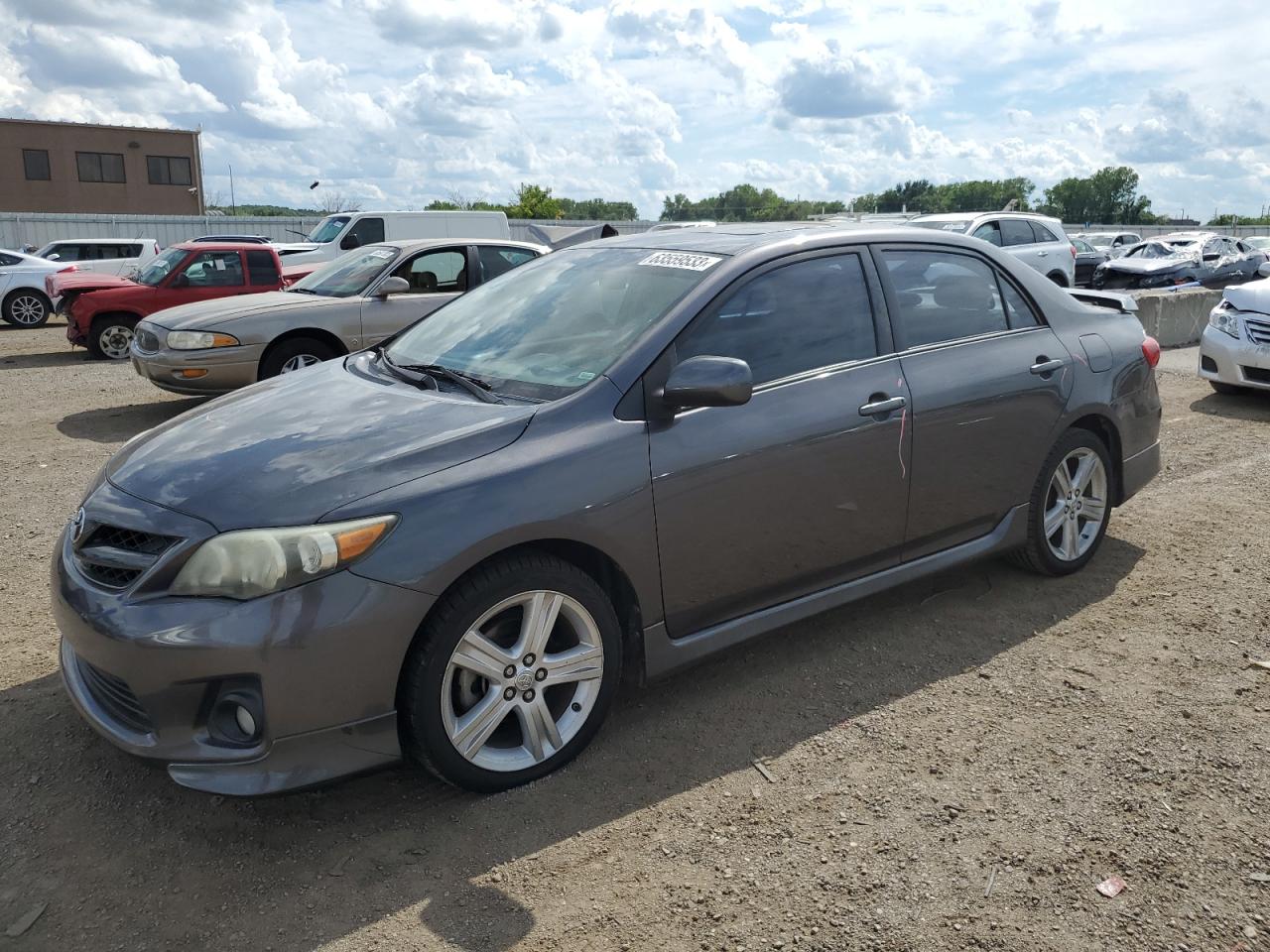 Изображение 1 2013 TOYOTA COROLLA BASE 2013 с VIN 5YFBU4EE8DP121766