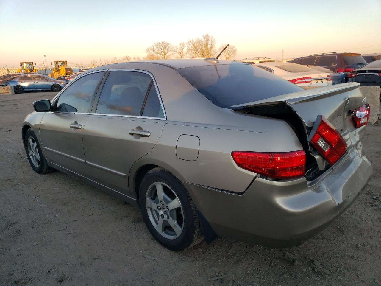 Изображение 2 2005 HONDA ACCORD HYBRID 2005 с VIN JHMCN36455C002051