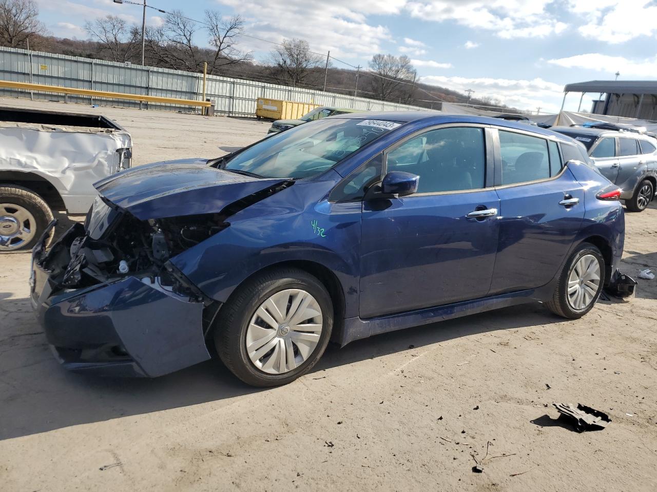 Изображение 2022 NISSAN LEAF SV 2022